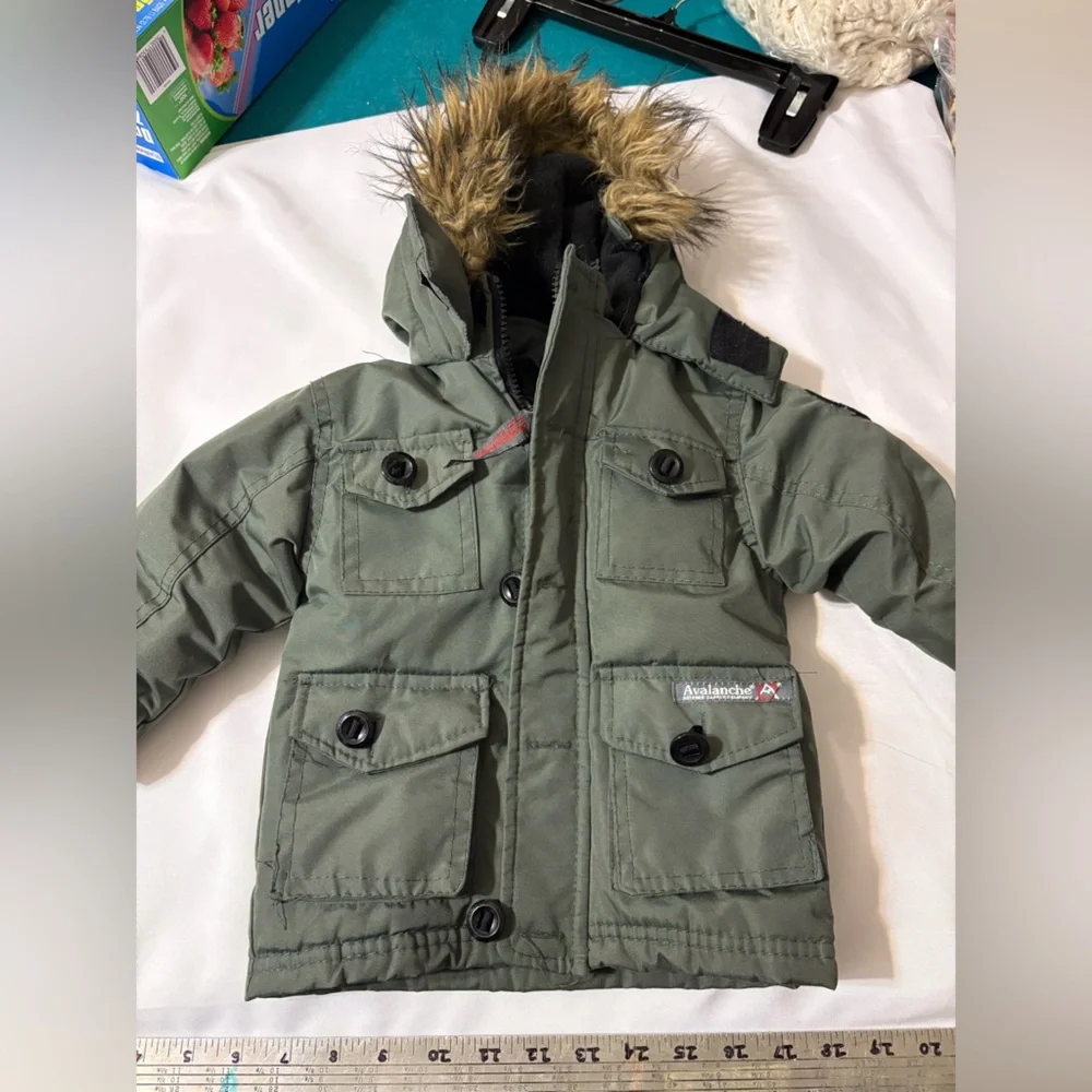 Avalanche outdoor supply